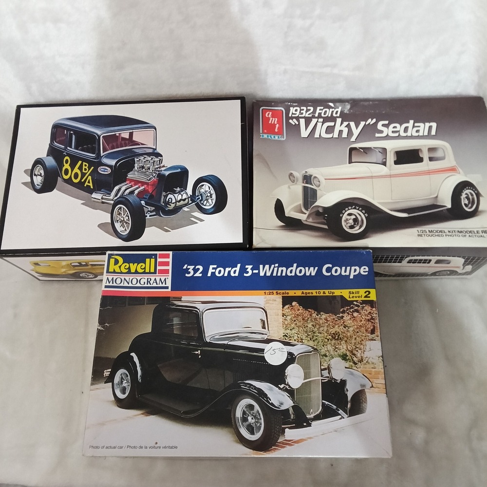Lot of 3 1:25 Scale Model Car Kits Revell Monogram 32 Ford Coupe AMT Vicky Sedan